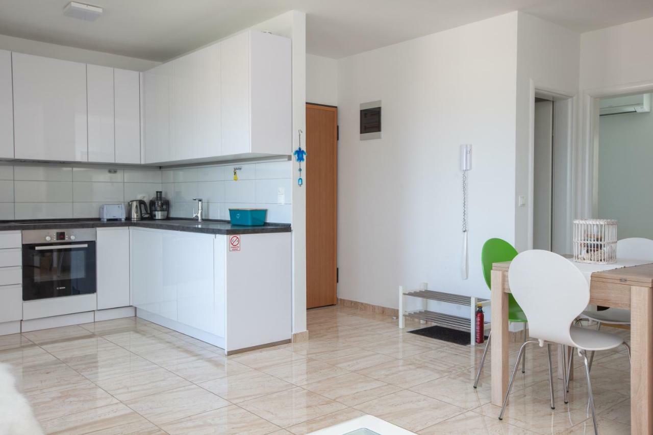 Апартаменты Anicas Panoramic Sea Weue Макарска Экстерьер фото