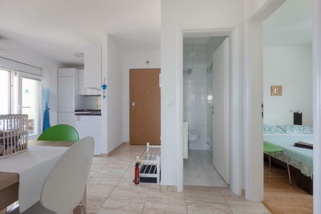 Апартаменты Anicas Panoramic Sea Weue Макарска Экстерьер фото